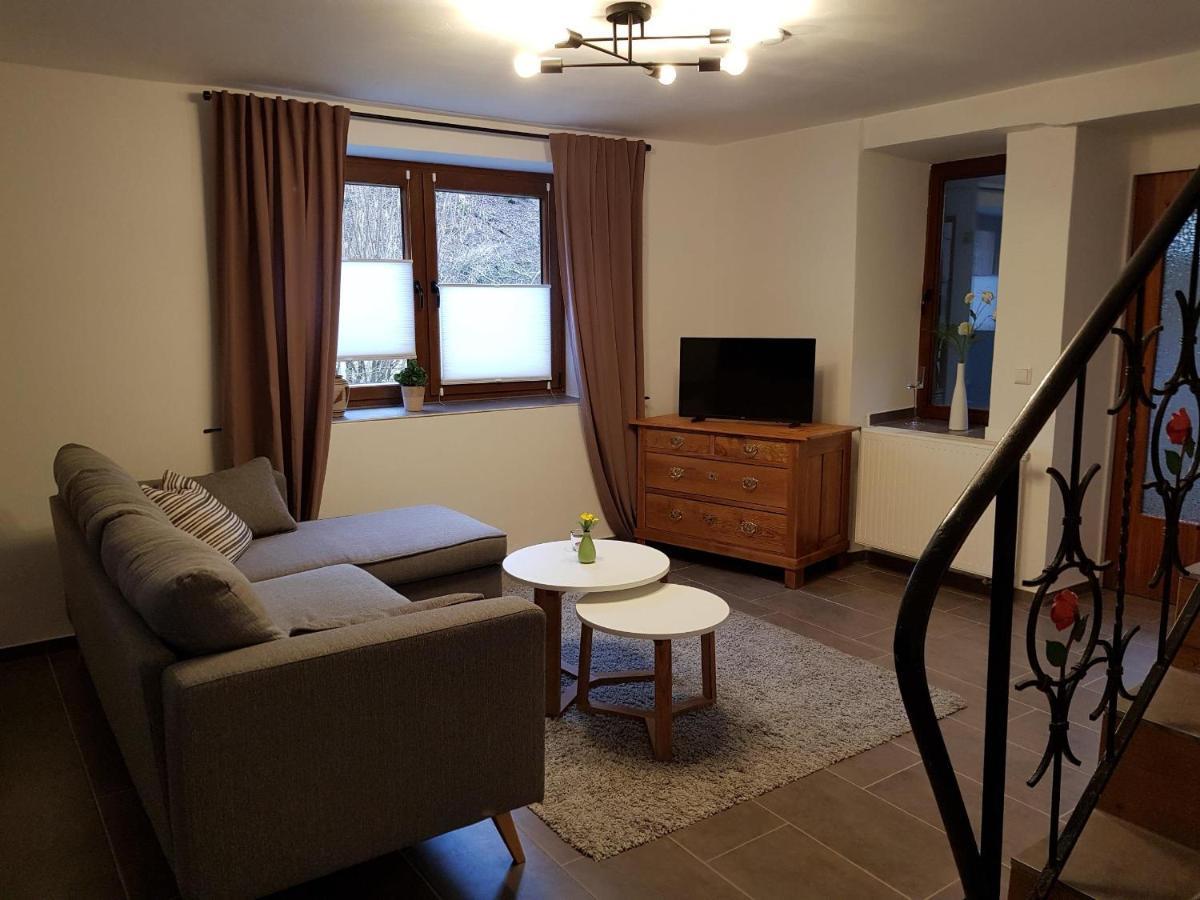Ferienwohnung Im Brohlbachtal Kaifenheim Екстер'єр фото